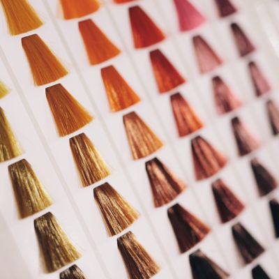 Cartella colori per capelli con ciocche di prova